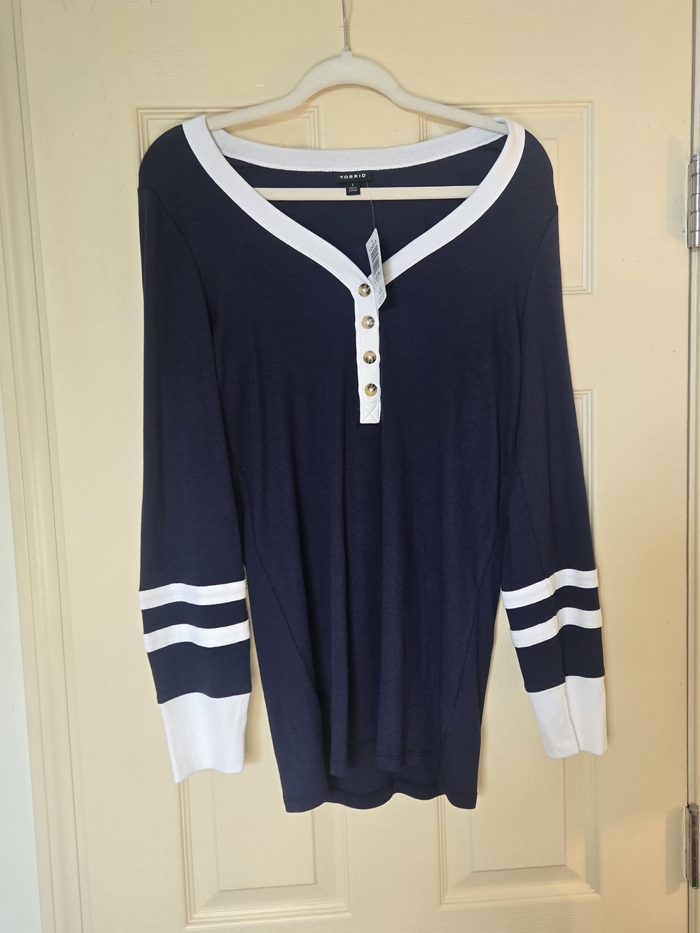NWT Torrid Size 1 Henley Varsity Top